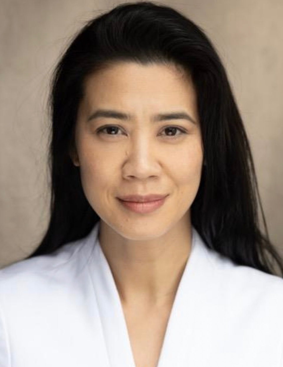 ANNA SIOW